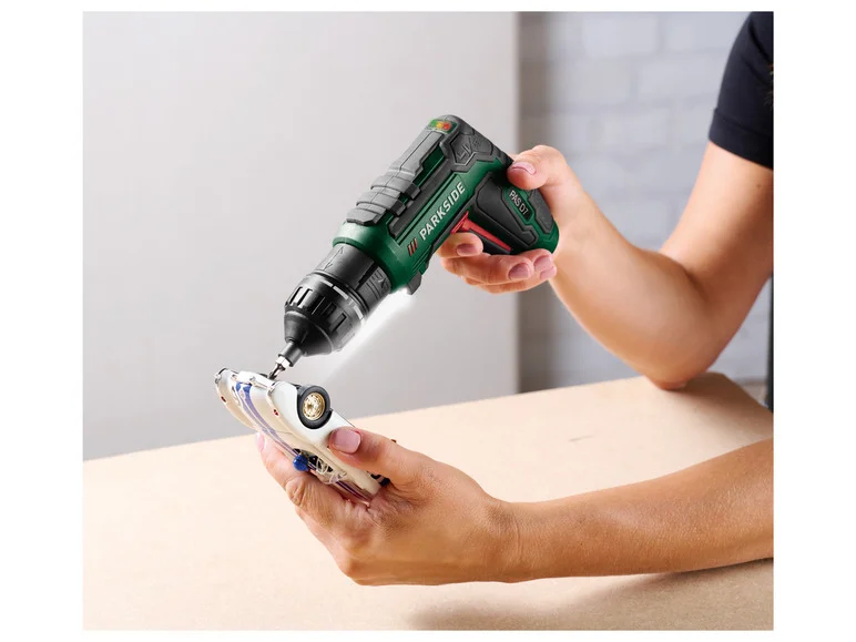 PARKSIDE® Visseuse sans fil avec embouts interchangeables PAS D7